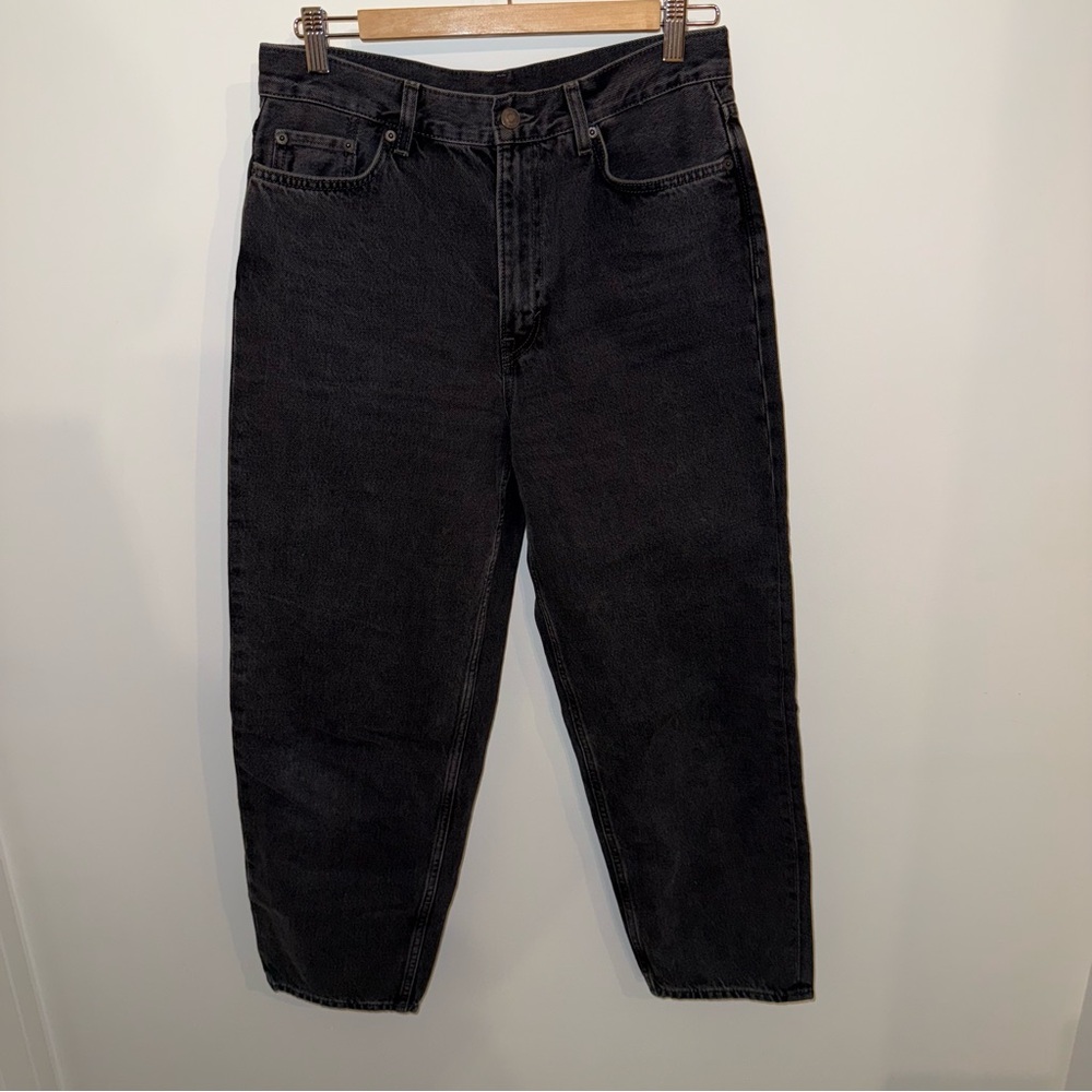 COS ARCH TAPERED ORGANIC COTTON JEANS in Black $135 - Picture 5 of 8